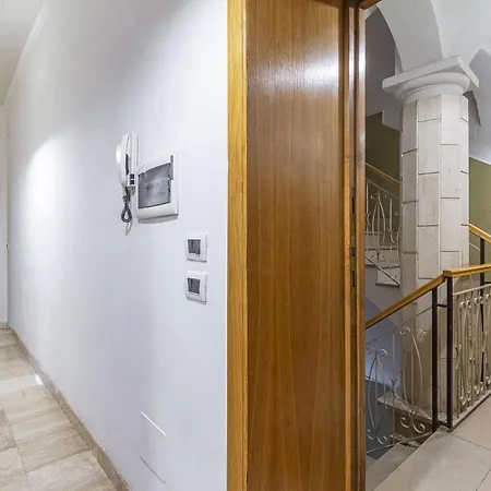 Lovely Piazza Santa Maria Apartment Sassari Exterior photo